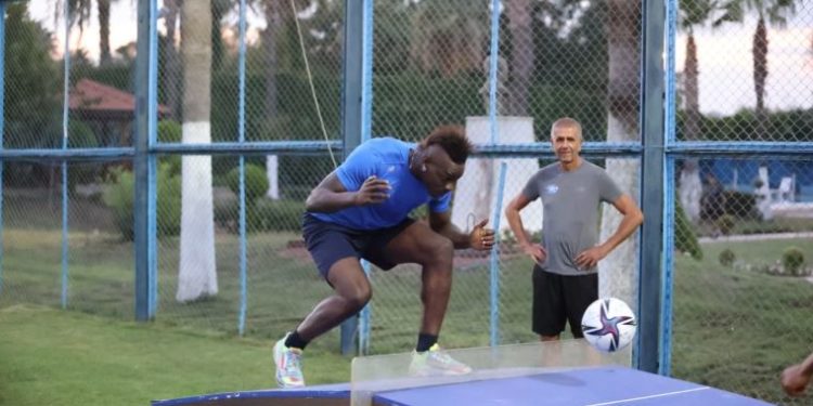 Adana Demirspor’un Fenerbahçe Mesaisi Sürüyor