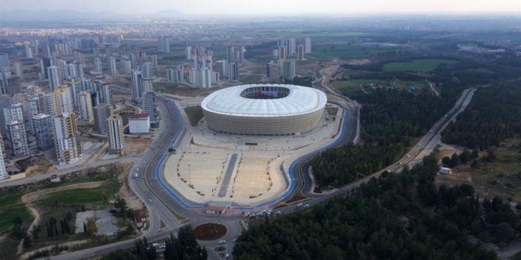 Yeni Stad Çileye Döndü!