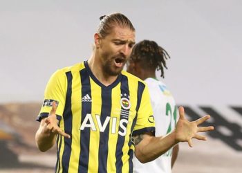 Caner Erkin’e Kapılarını Açtı