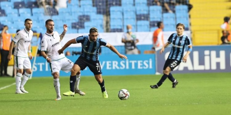 Ayağının tozuyla asist yaptı