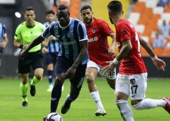 Şimşek dört köşe 4-0