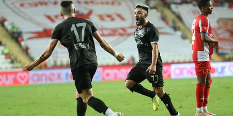 Matias Vargas’tan müthiş füze